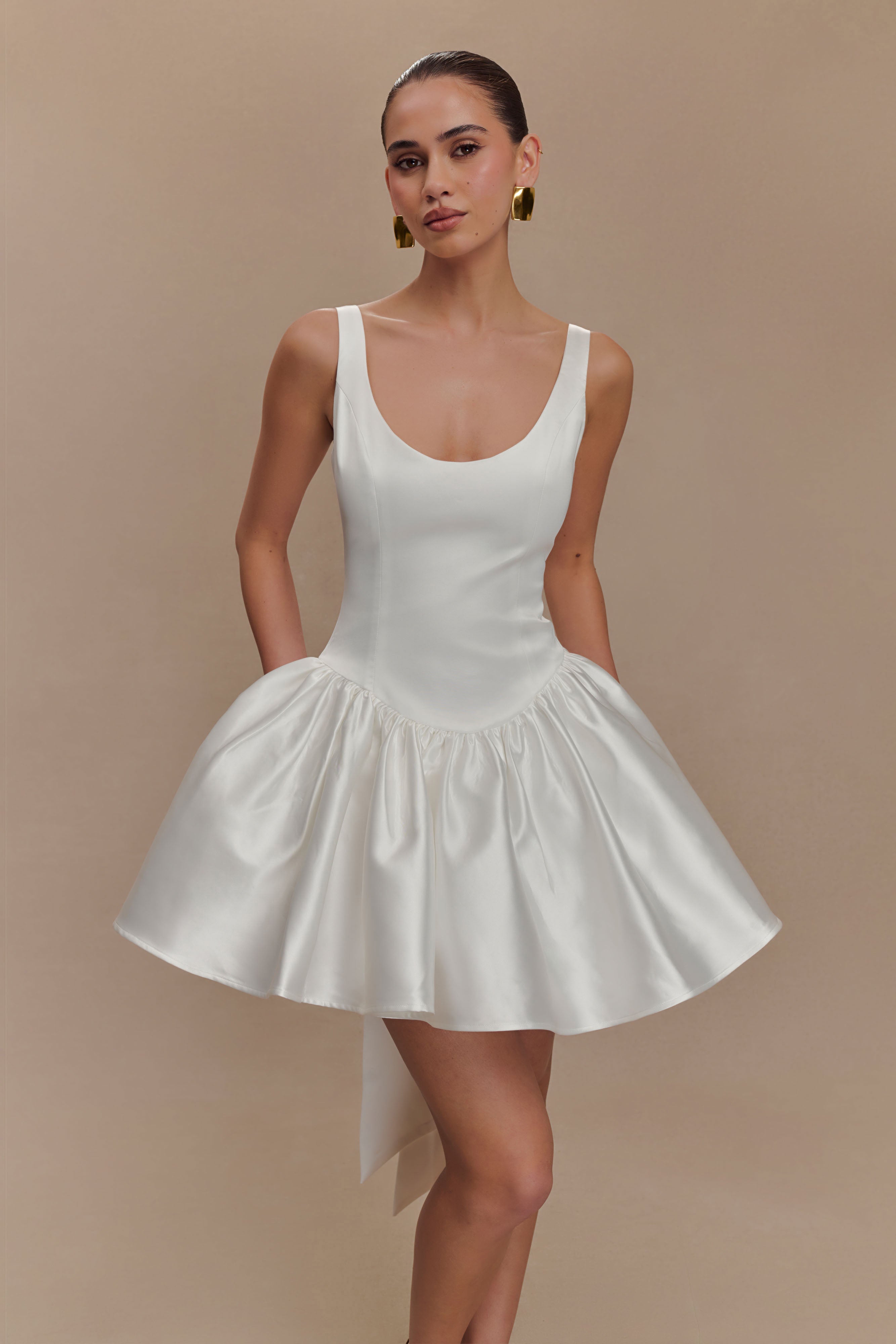 Felicia Fiyonklu Saten Mini Elbise - Beyaz