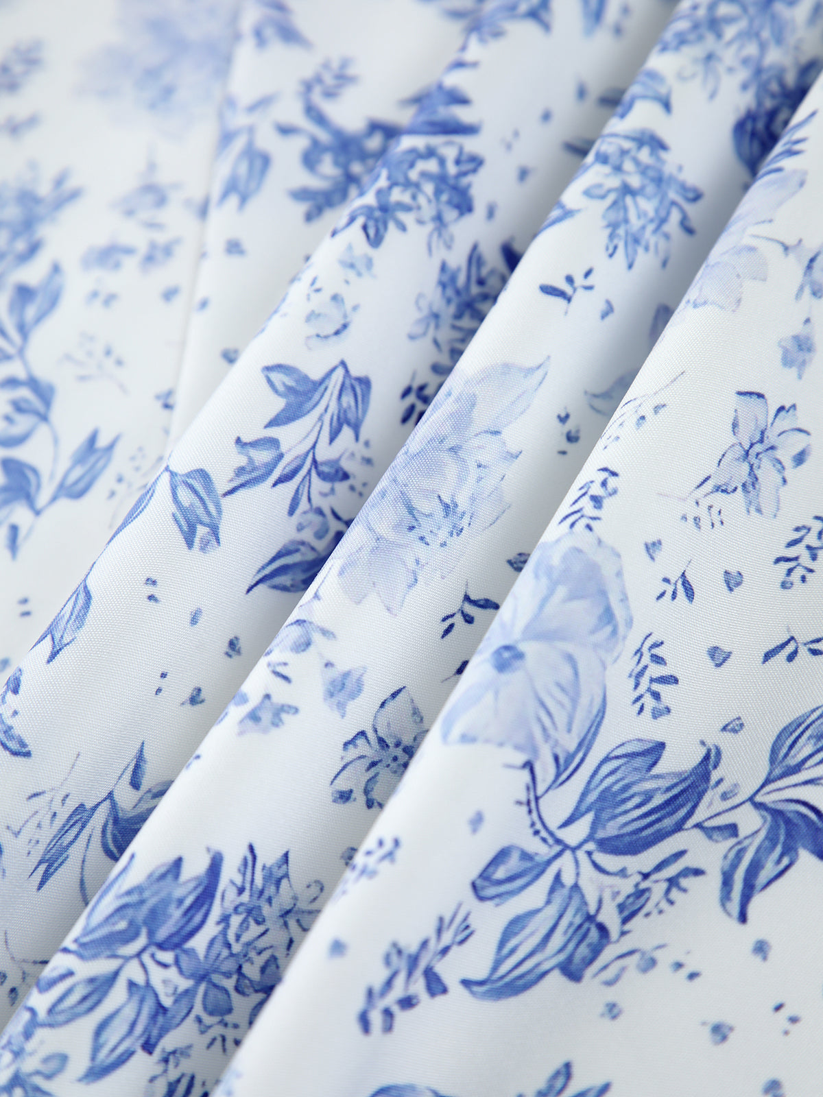 Çiçek Desenli Askılı Midi Elbise Mavi Kalp Yaka