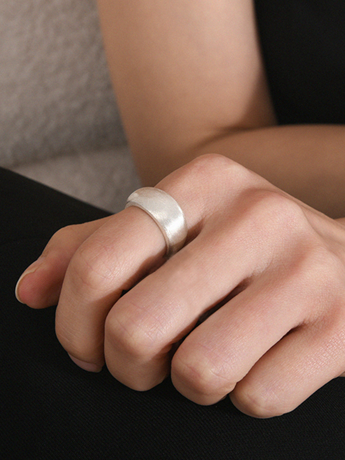 Minimalist Oval Fırçalı Yüzük Gümüş Ayarlanabilir