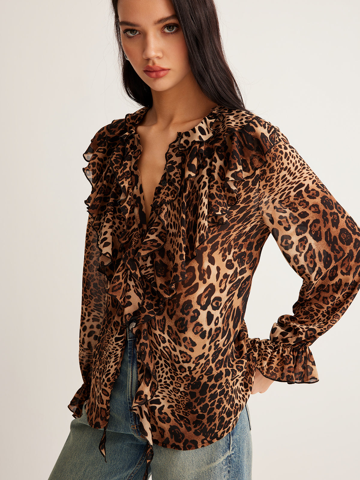 Leopar Desenli Volanlı Bluz - 3. görünüm