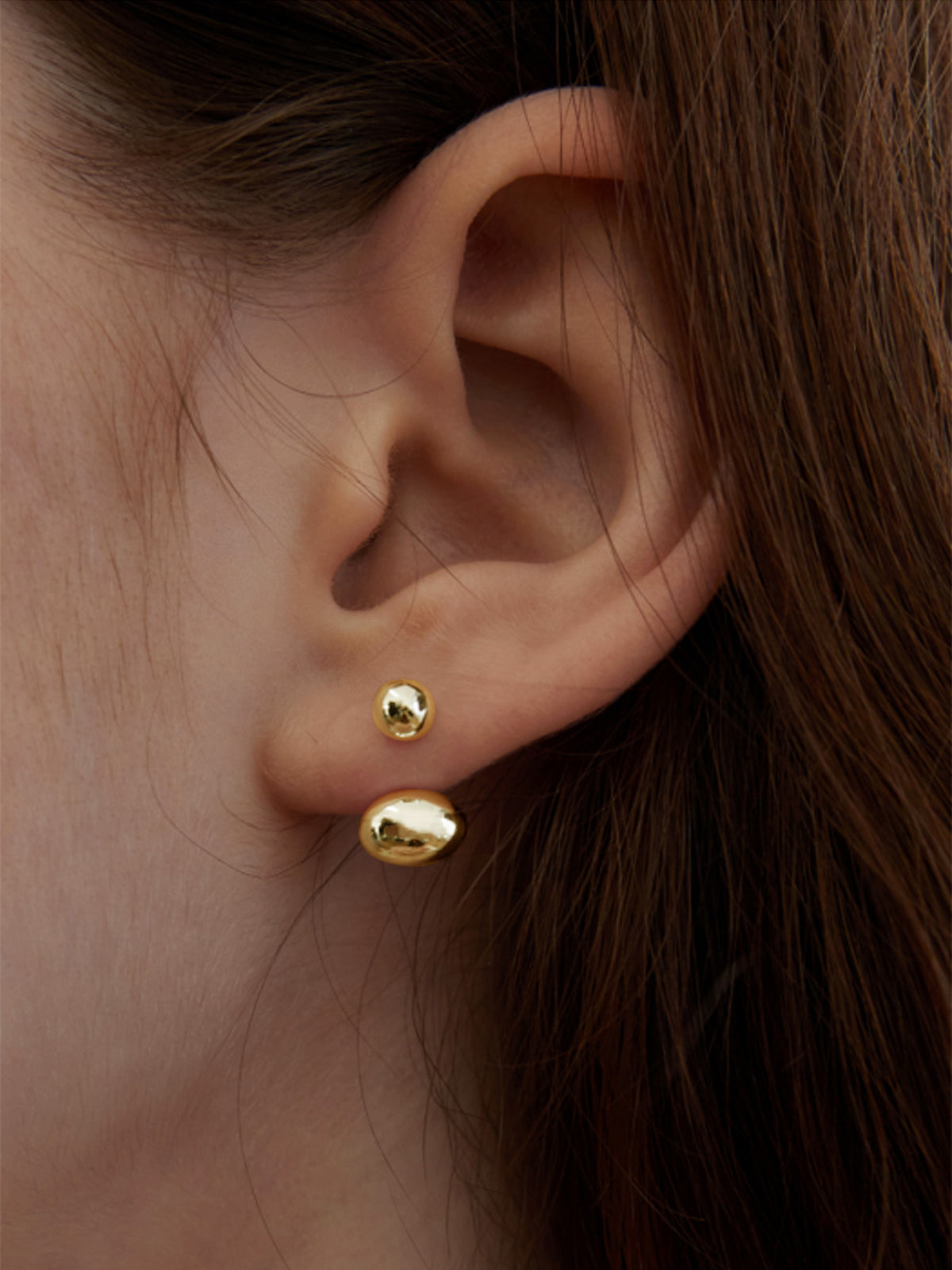 Oval Fasulye Stud Küpeleri 18k Altın Kaplama
