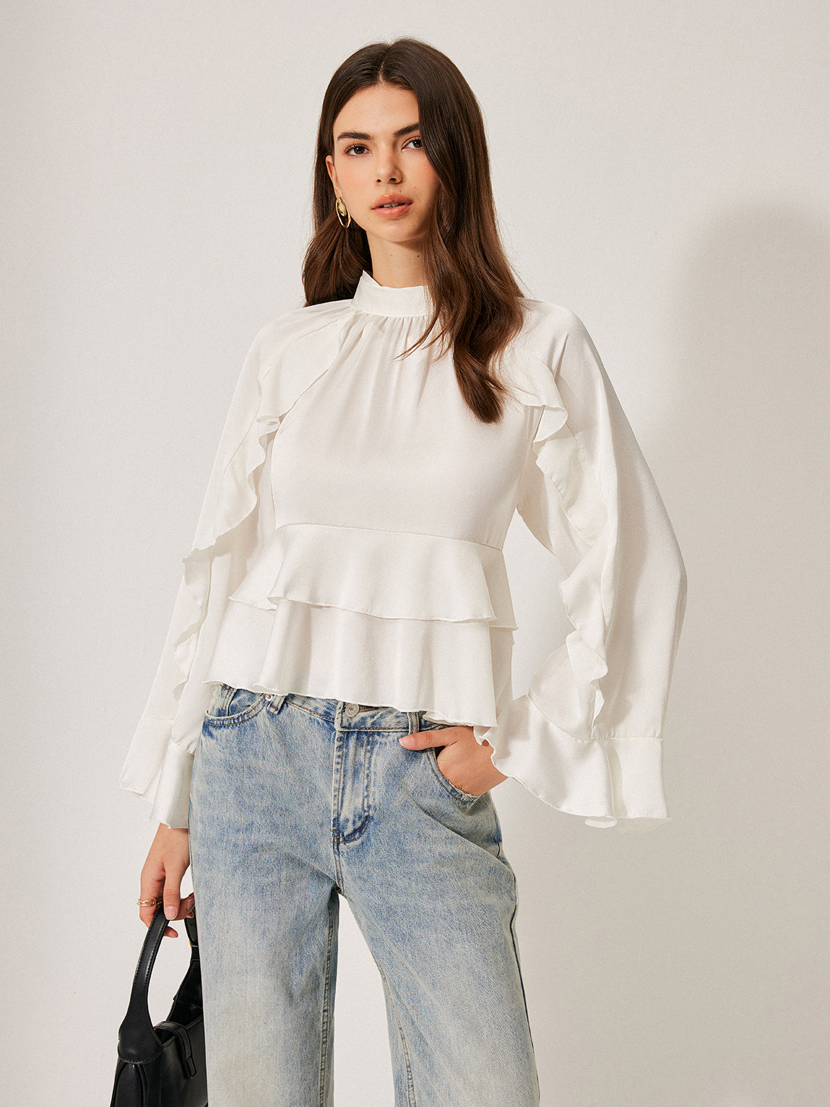 Volanlı Peplum Bluz Stand Yaka Düğme Detaylı Beyaz