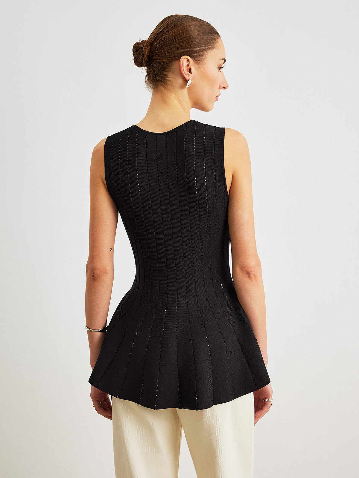 Fiyonk Detaylı Yarı Şeffaf Örgü Peplum Üst - 6. görünüm