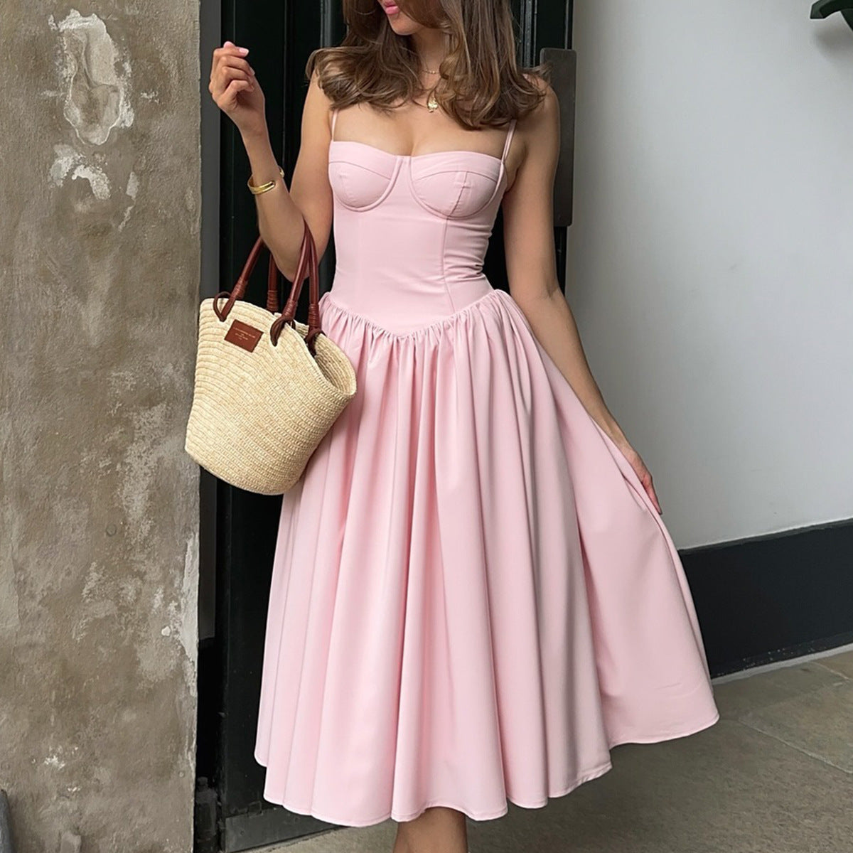 Ciara Büstiyer Midi Elbise Pembe Straplez