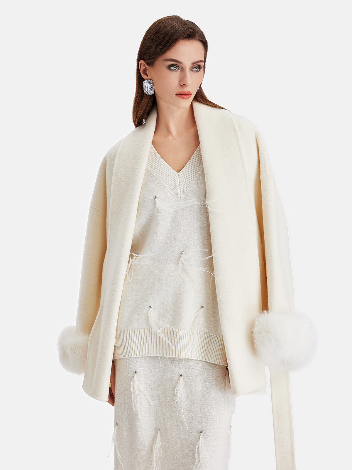 Minimalist Peluş Manşetli Ceket - 5. görünüm