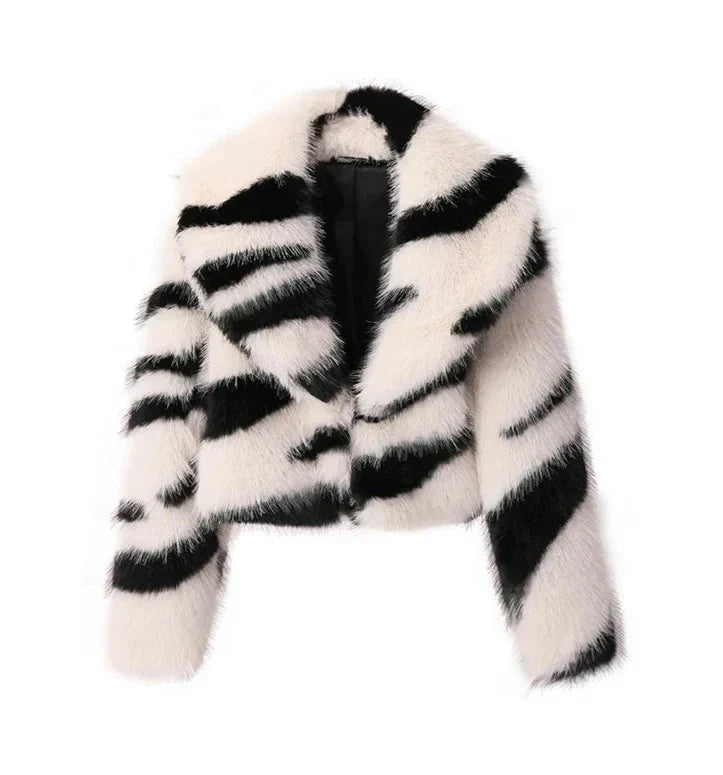 Zafira Zebra Desenli Kısa Kürk Mont