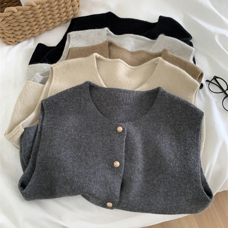 Cozy Düğmeli Kısa Hırka