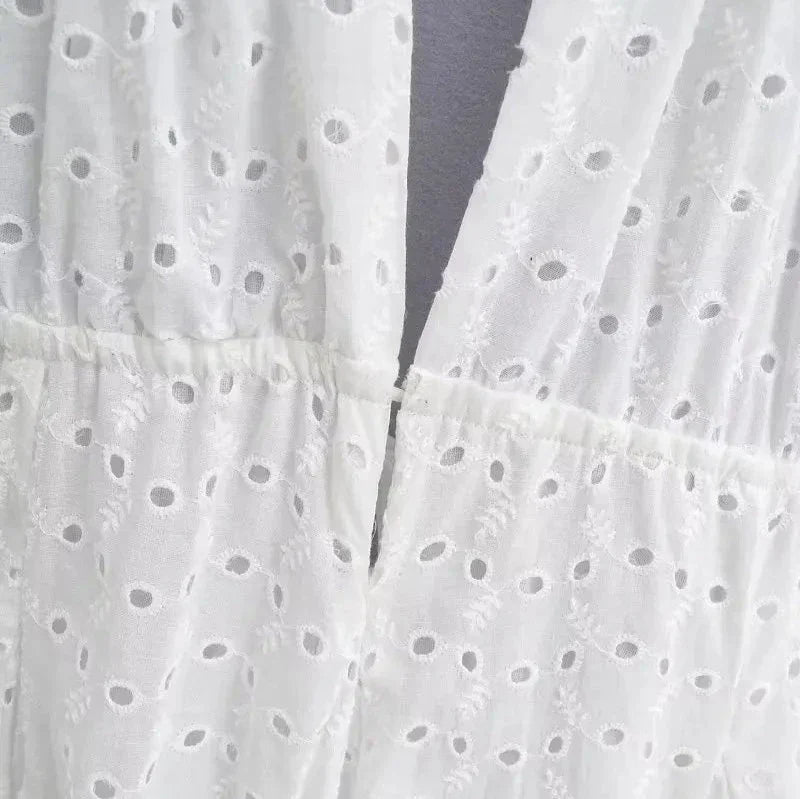 Halter Yaka Pamuklu Dantel Mini Elbise