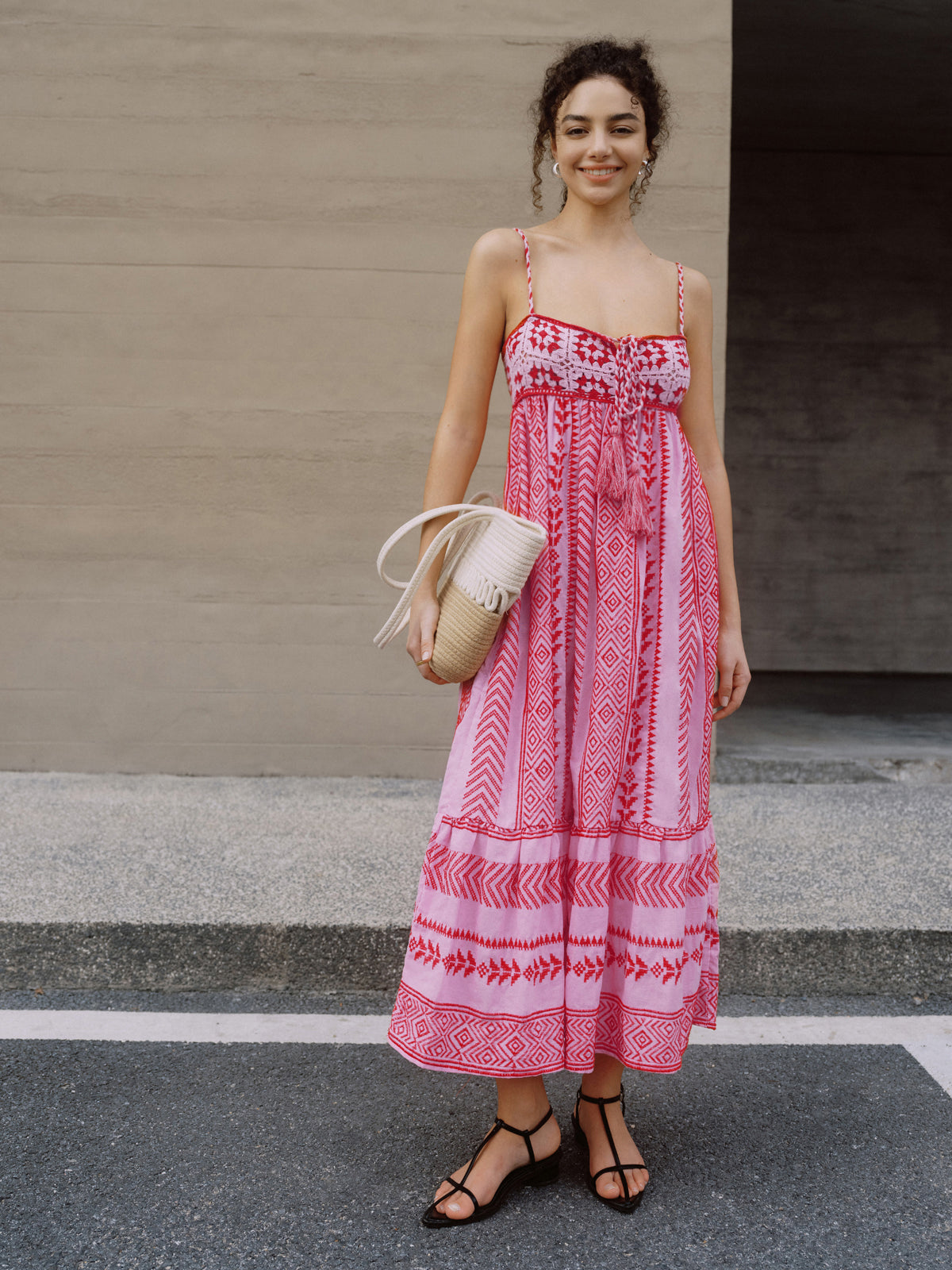 Boho Nakışlı Midi Askılı Elbise Kırmızı