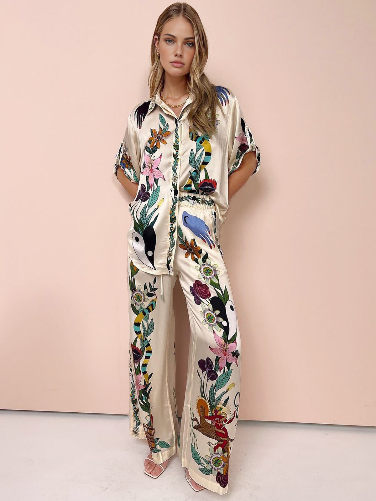 Çiçek Desenli Saten Pantolon Takım Çok Renkli Bohemian
