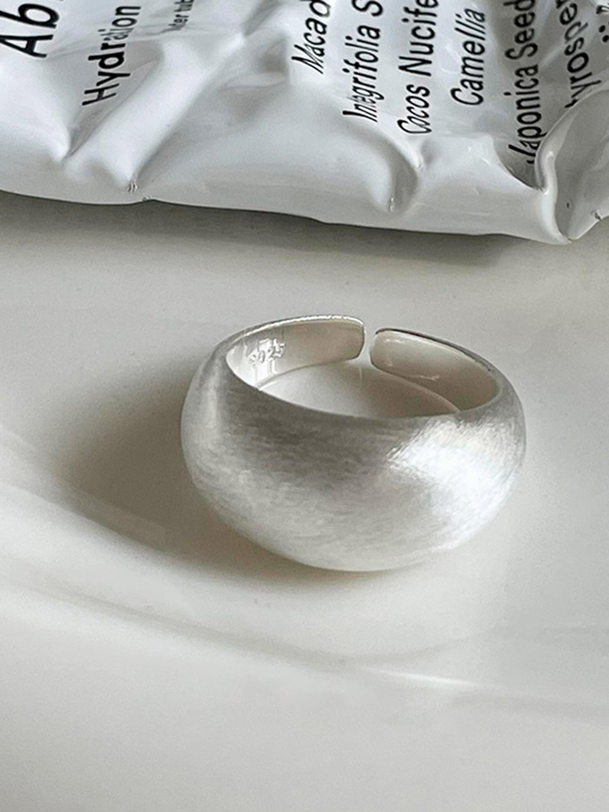 Minimalist Oval Fırçalı Yüzük Gümüş Ayarlanabilir