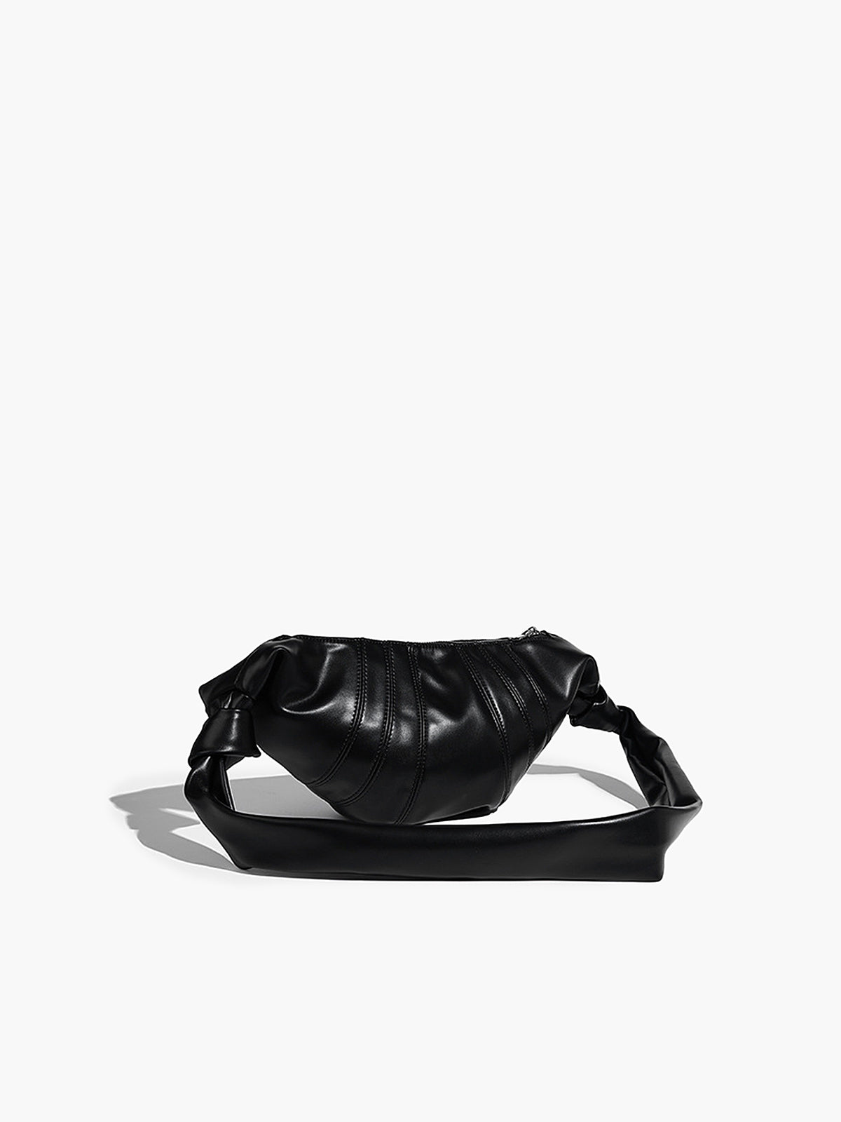 Dokulu Kruvasan Çapraz Çanta Siyah Minimalist