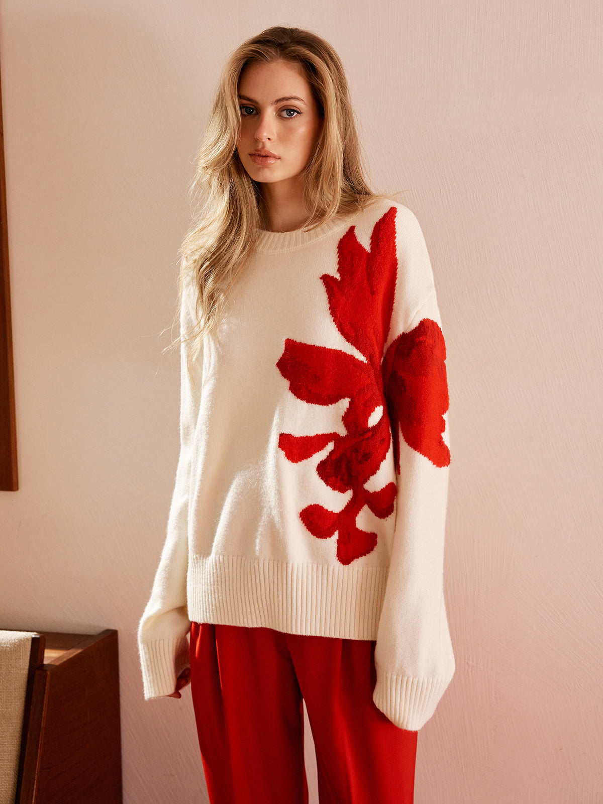 Jakarlı Triko Sweatshirt Yuvarlak Yaka Uzun Kol Ekru Kırmızı