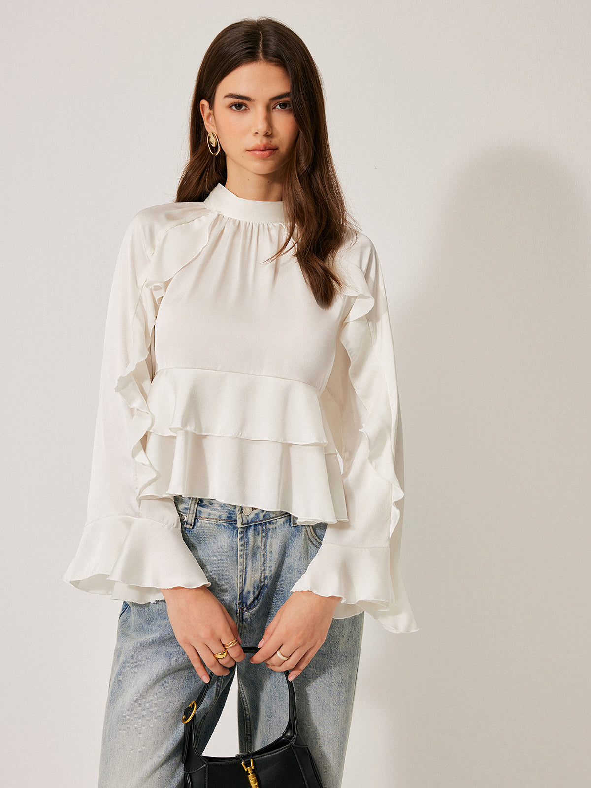 Volanlı Peplum Bluz Stand Yaka Düğme Detaylı Beyaz