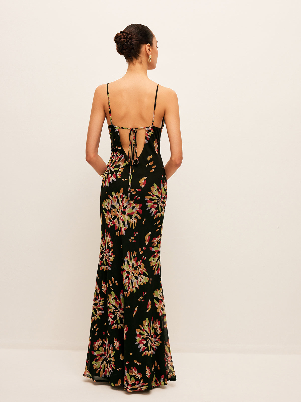 Boho Sırtı Bağlı Şifon Askılı Elbise