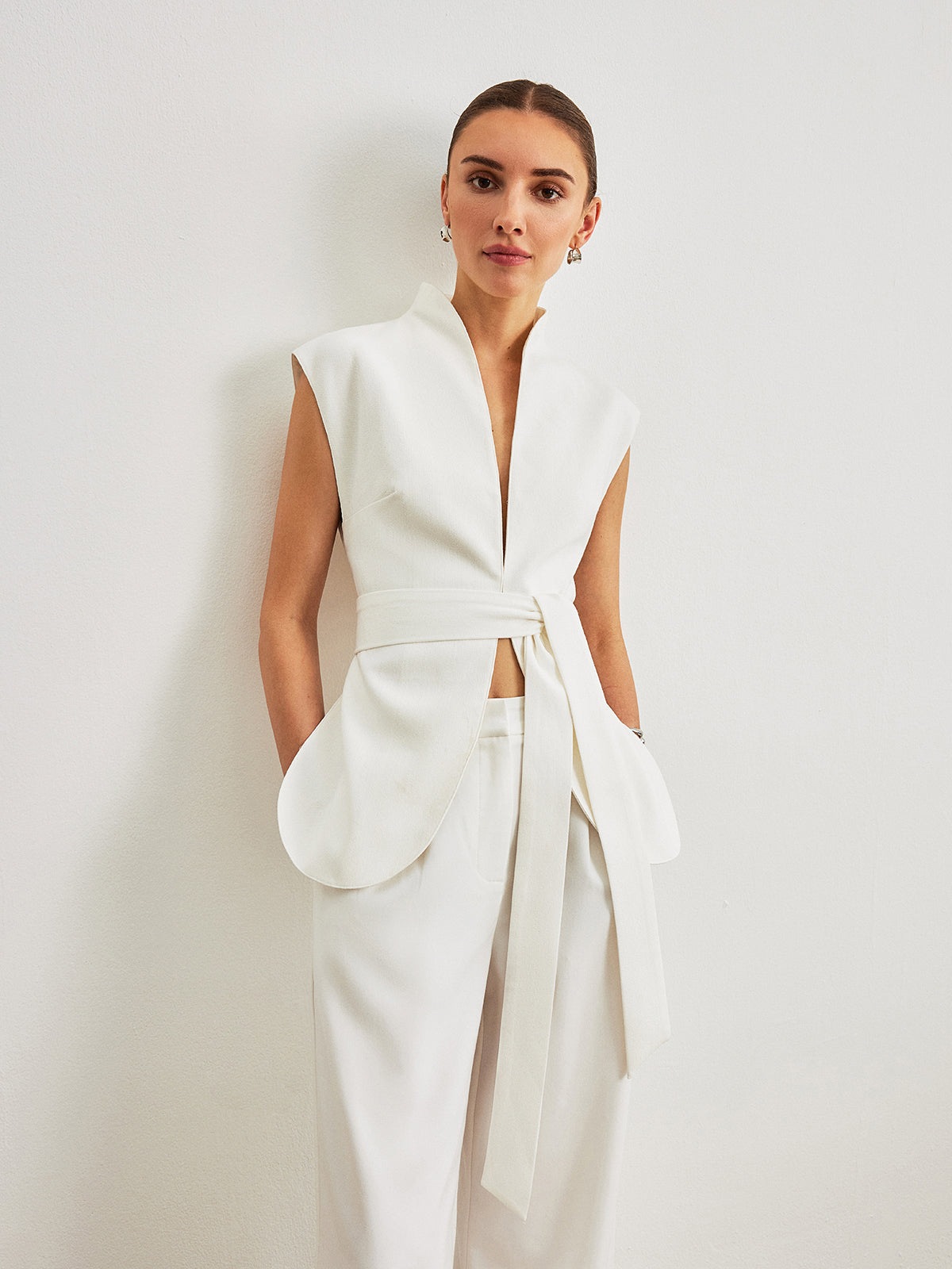 Kemerli Peplum Askısız Uzun Üst Beyaz Düğmeli