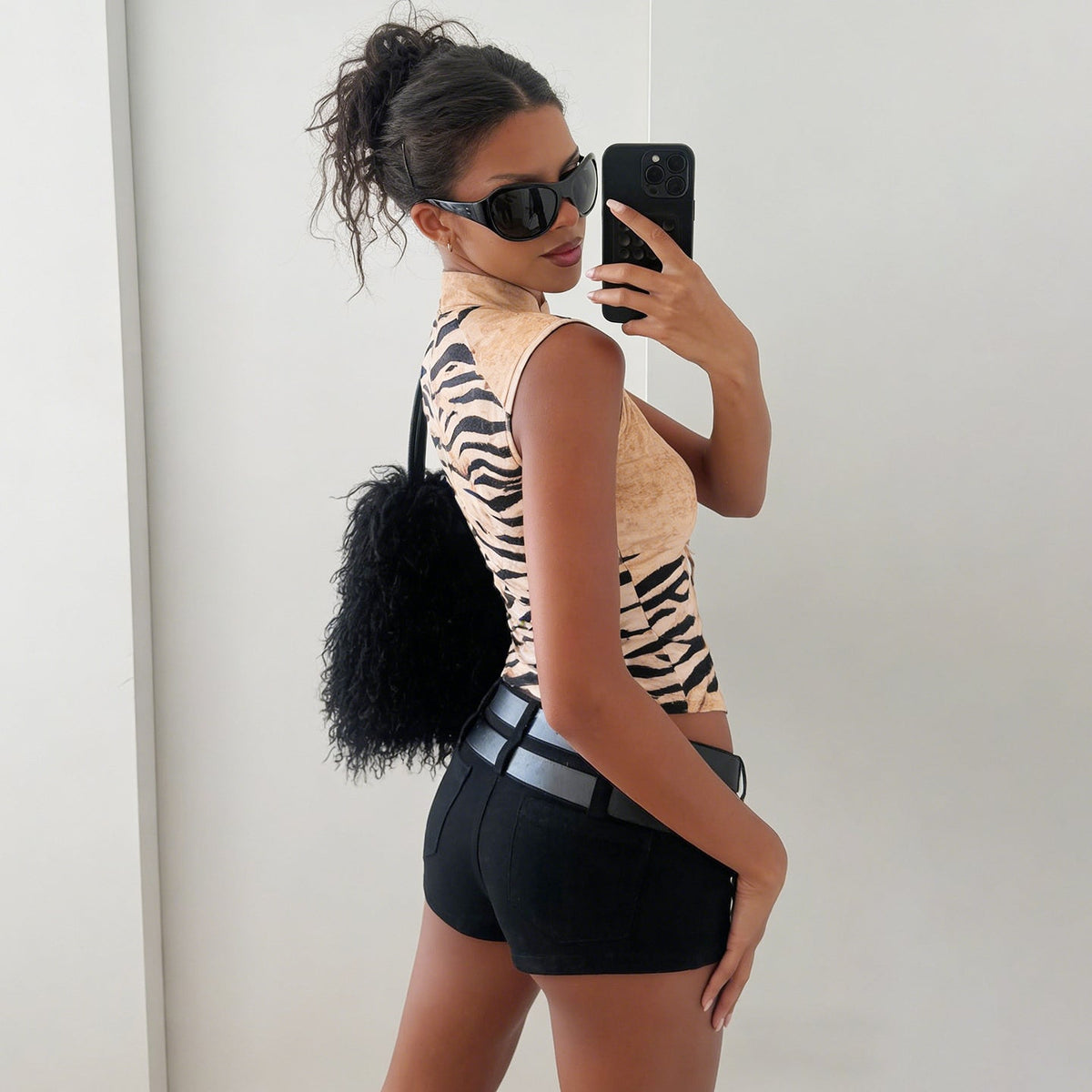 Zilly Zebra Desenli Halter Top - 4. görünüm
