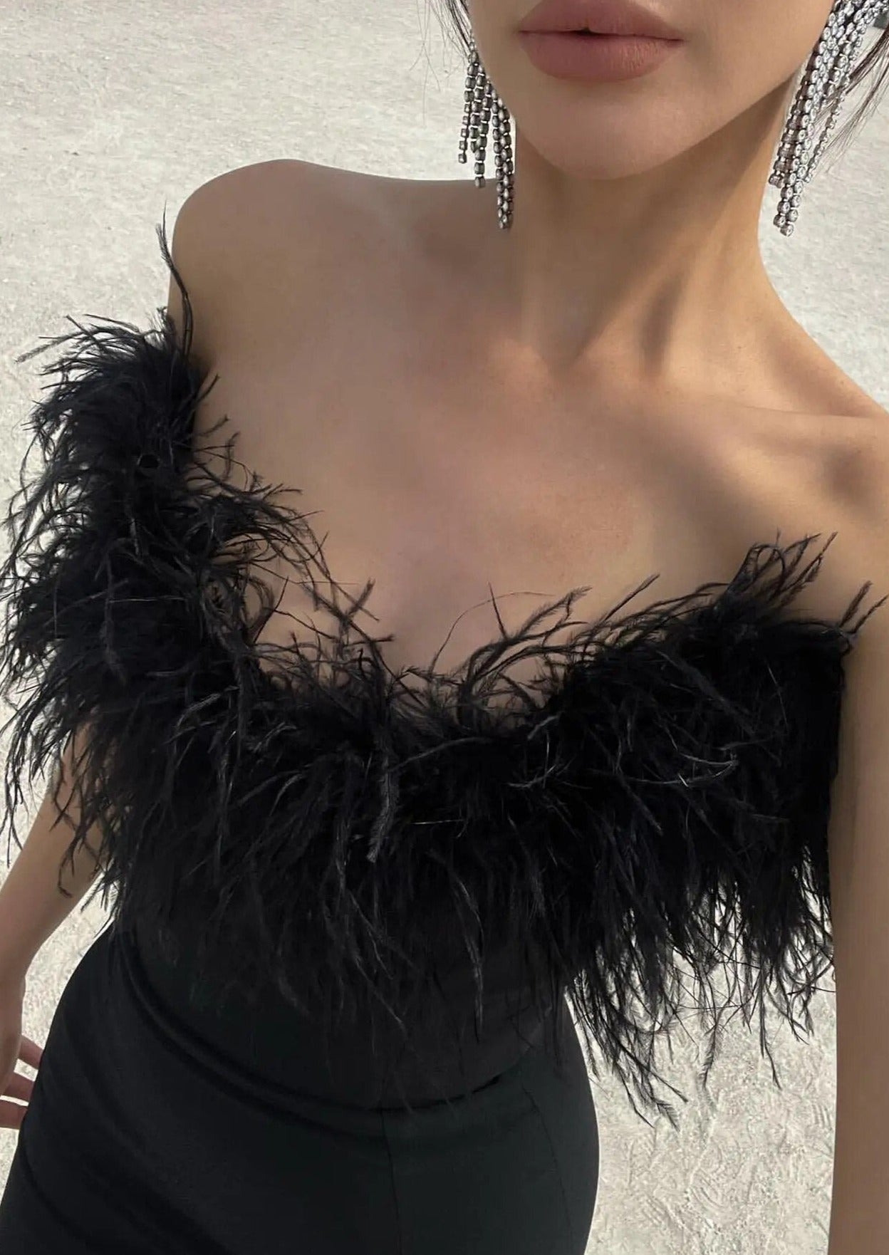 Anastasia Tüy Detaylı Straplez Maxi Elbise Siyah