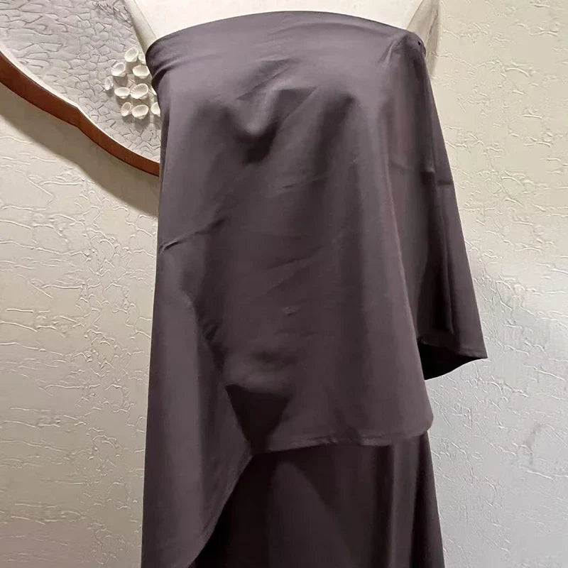 Liliane Elbise - 2. görünüm