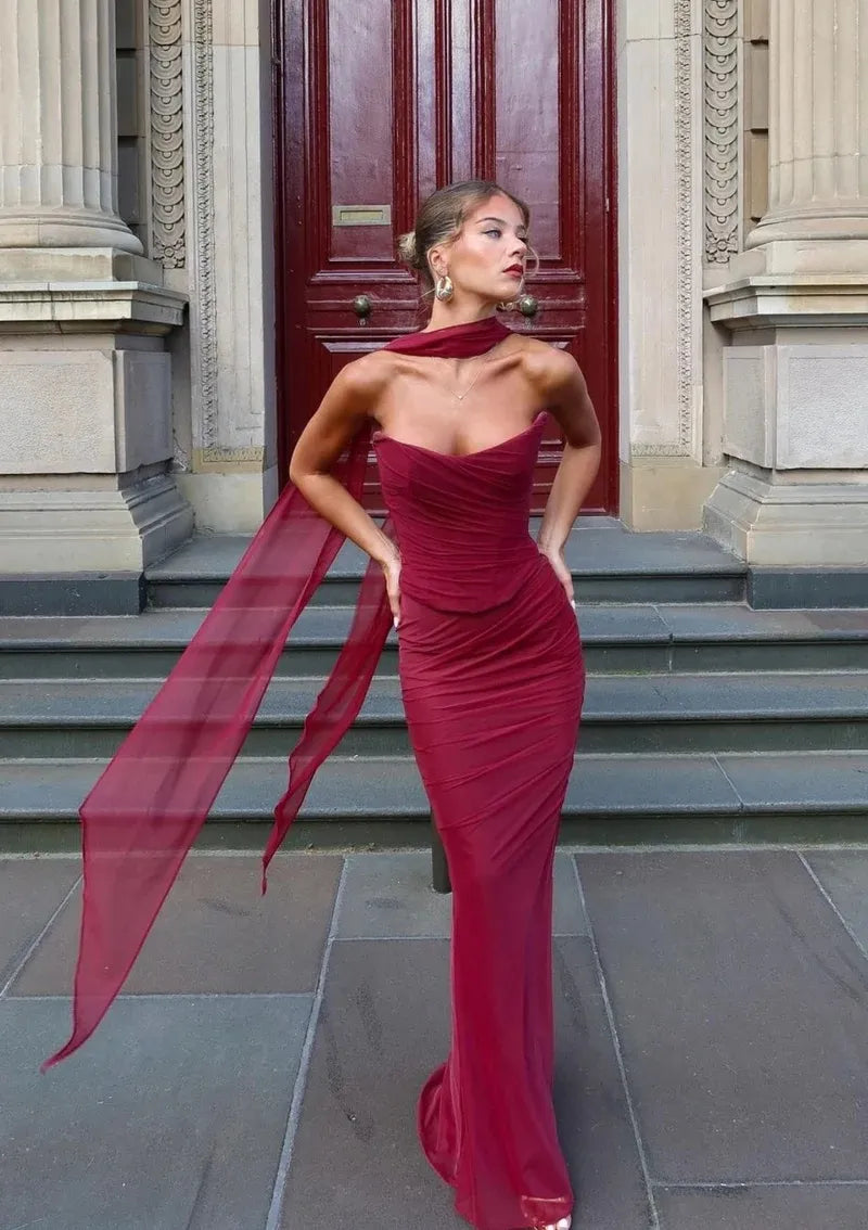 Aniyah Askısız Bodycon Maxi Elbise Bordo Tek Omuz