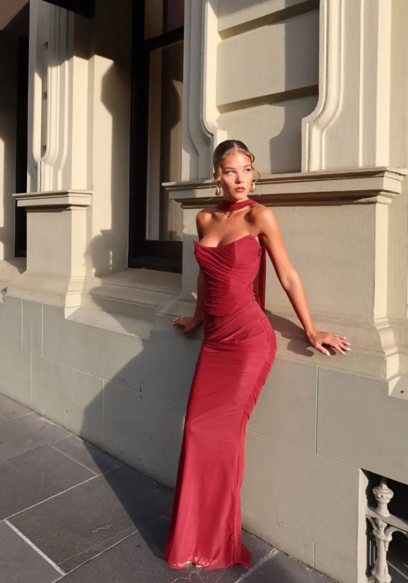 Aniyah Askısız Bodycon Maxi Elbise Bordo Tek Omuz